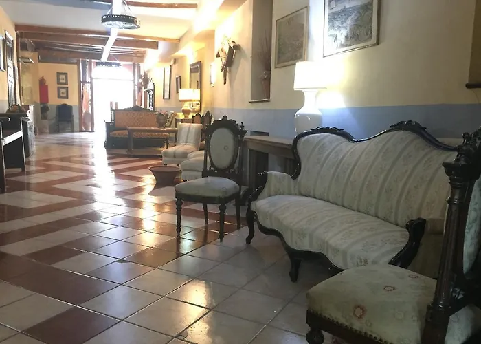 Hotell Unike Hospederia El Pilar 2*